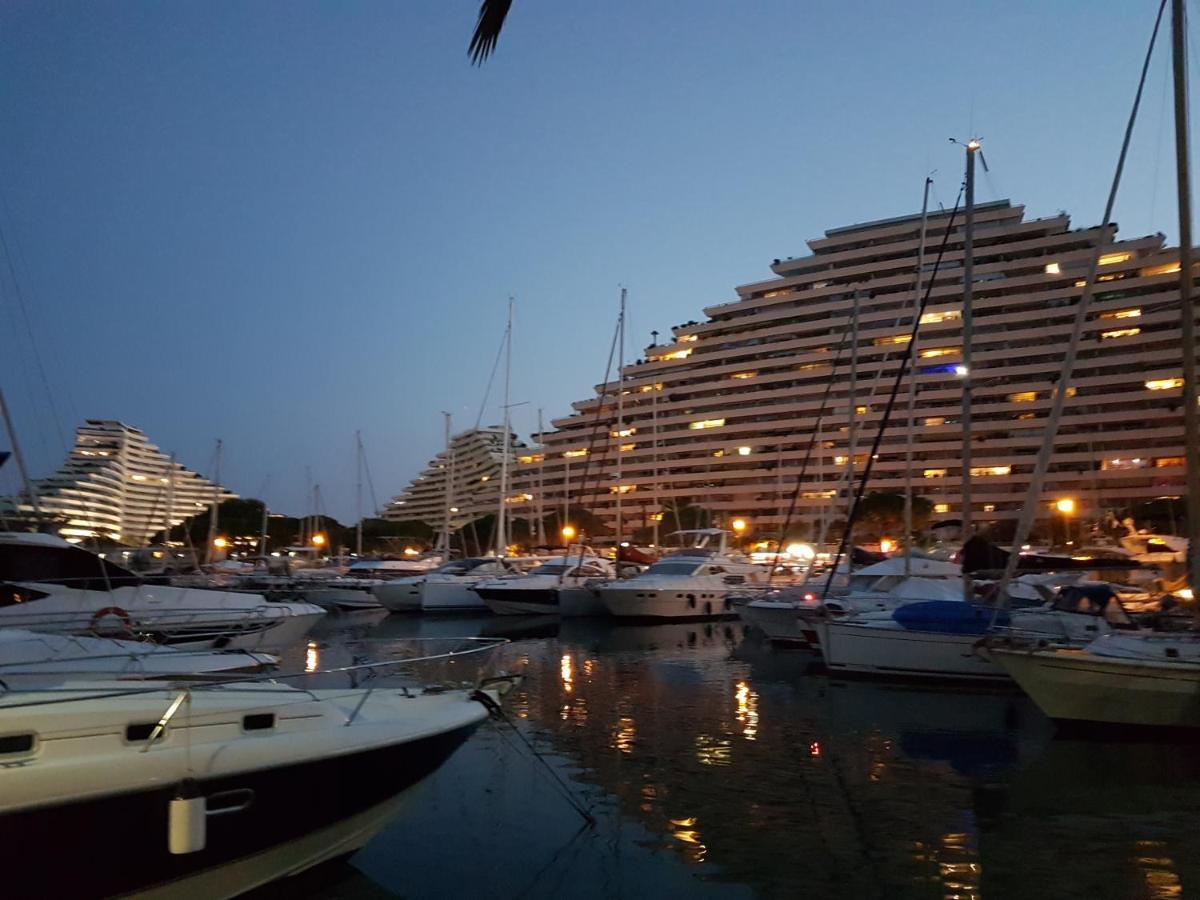 Lovely apartment in Marina Baie des Anges- Baronnet - Sew view, free parking spaces on site, restaurants, beach, supermarket Villeneuve-Loubet Extérieur photo