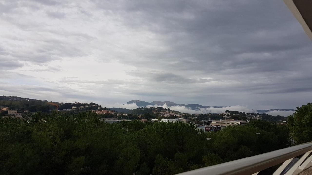Lovely apartment in Marina Baie des Anges- Baronnet - Sew view, free parking spaces on site, restaurants, beach, supermarket Villeneuve-Loubet Extérieur photo